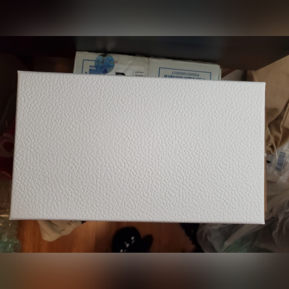 Miss DIOR Around the World Gift Set, Dior Refillable perfume Bucket Travel Bag - Picture 7 of 7